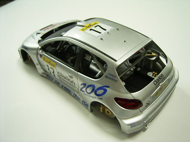 TAMIYA 1/24 PEUGEOT 206 WRC 2000