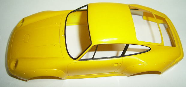 TAMIYA 1/24 Porsche 911GT2  Road Version