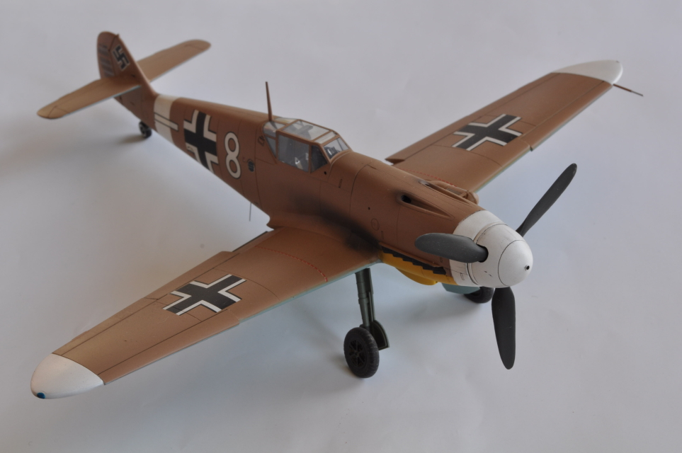 HASEGAWA 1/48 Bf109F-4 assigned to GustavRodel of 4./JG27 in May, 1942 North Africa.