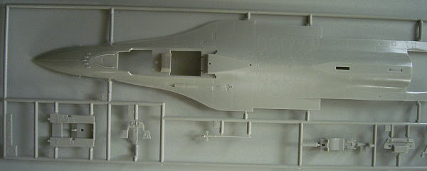 HASEGAWA 1/48 F-2B