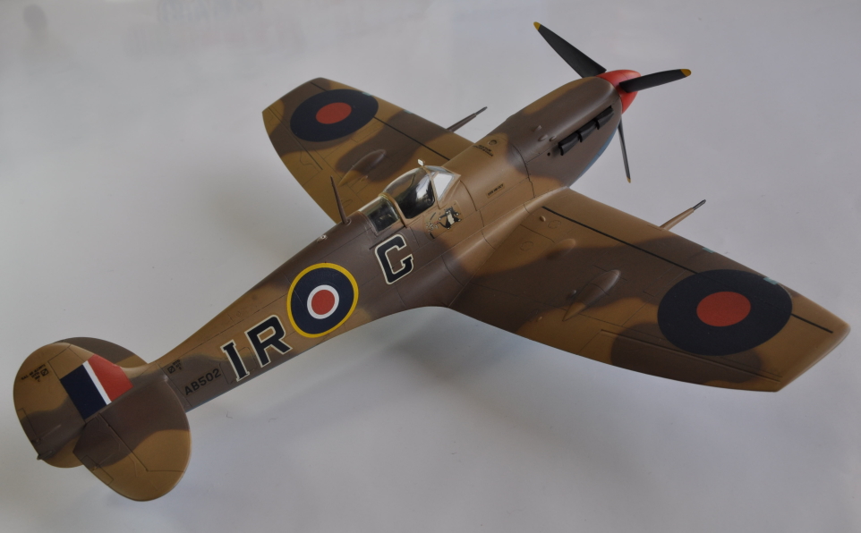 TAMIYA 1/48 Spitfire Mk. Vb