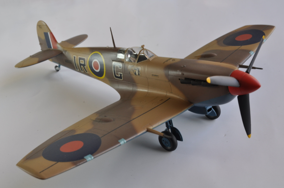 TAMIYA 1/48 Spitfire Mk. Vb